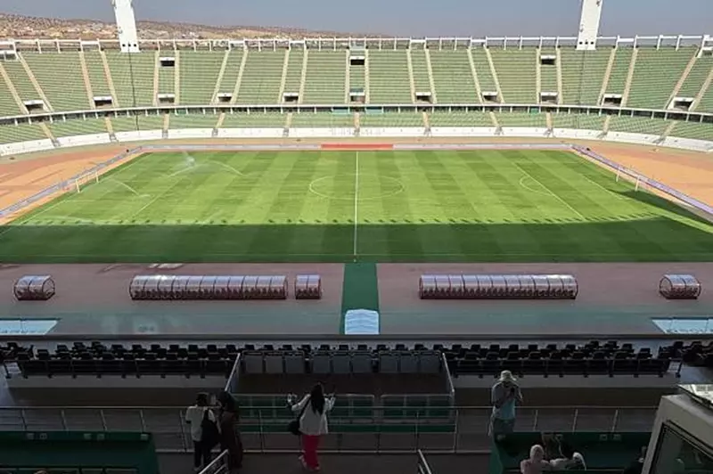 ملعب أدرار في مدينة أكادير